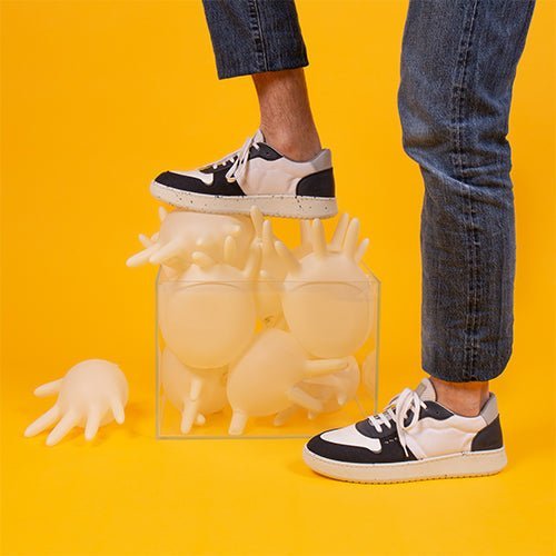 Vegan Sneakers vs. Eco-Responsible Sneakers: What’s the Difference? - ME.LAND