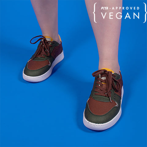 EVAN baskets EVAN vegan et recyclées en marron, kaki et jaune