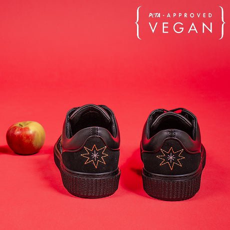 Full black star embroidered MEAKER sneaker ME.LAND x Mademoiselle Pimpante