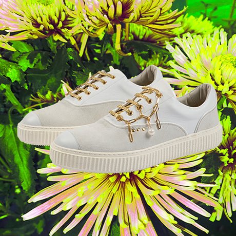 White suede and gold jewellery MEAKER sneaker