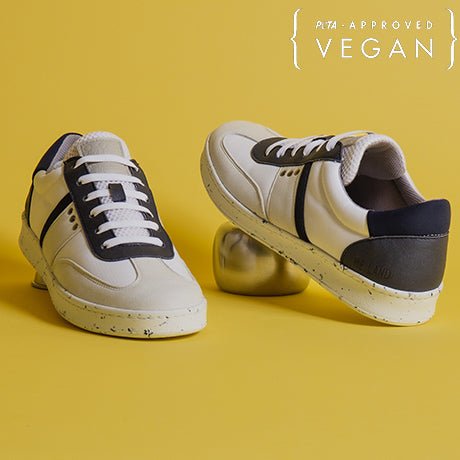 VIVACE baskets vegan et recyclées en blanc et marine