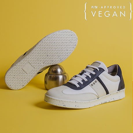 VIVACE baskets vegan et recyclées en blanc et marine