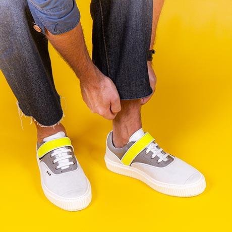 White, grey and fluo suede BEAKER band sneaker