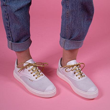 White suede and gold details MEAKER sneaker