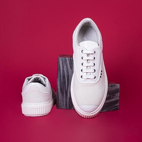 White suede Meaker sneaker