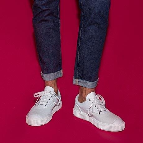 White suede Meaker sneaker