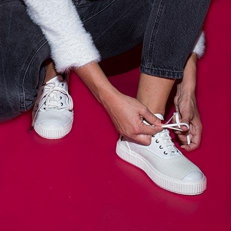 White suede Meaker sneaker